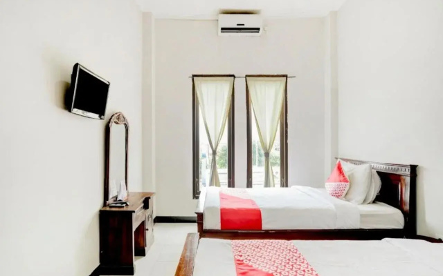Hotel Warta Dua