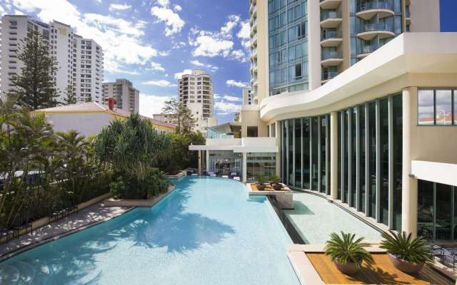 Mantra Legends Hotel