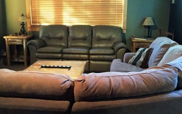 Mountain Town Properties Cascade Lodge 4A