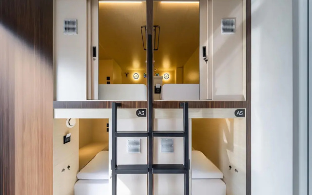 Cove Casanino – Guest Rooms – Jakarta