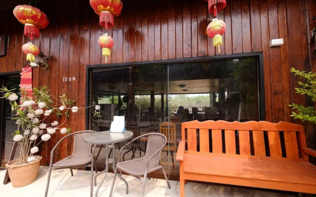 Riverside View Guesthouse