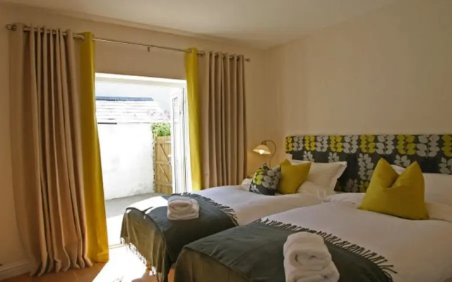 Dormy House B&B