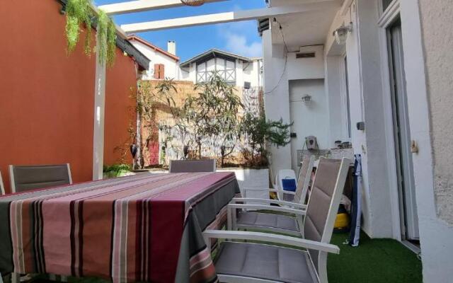 Bel appartement 3 ch. terrasse parking