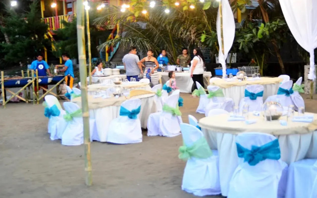 Blue Pavilion Beach Resort