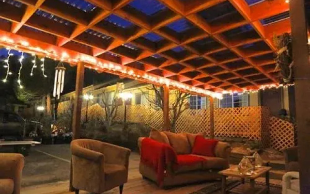 Pine Woods Resort