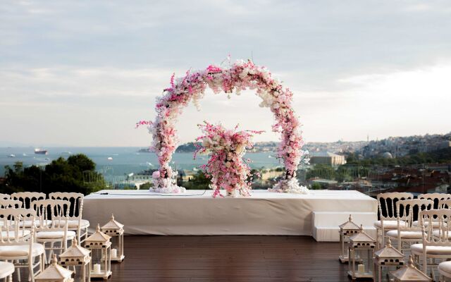 Conrad Istanbul Bosphorus