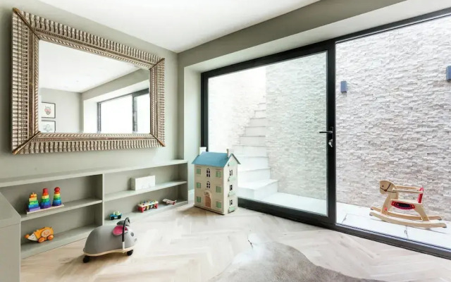 Rigault Road by Onefinestay