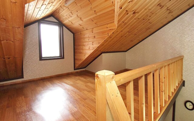 Ganghwa Sinsungi Pension