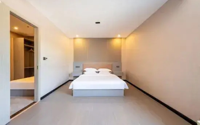 Jinghua Hotel