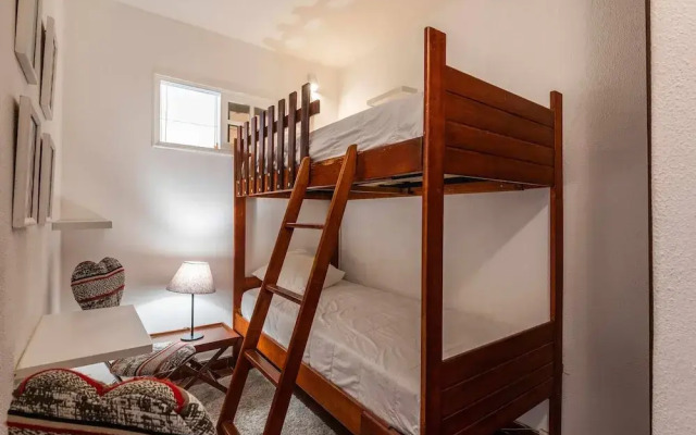 Sea View Central Town 2 Bedroom Apartment