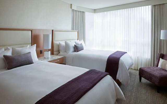 Vancouver Marriott Pinnacle Downtown