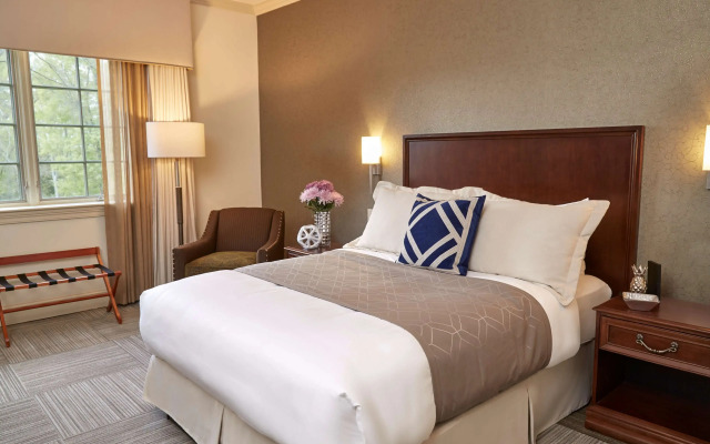 Rizzo Center, a Destination by Hyatt Hotel