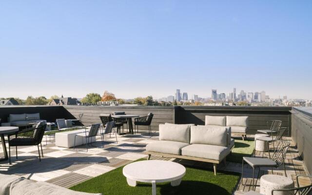 The Carter by AvantStay – Spacious Stay Near Downtown