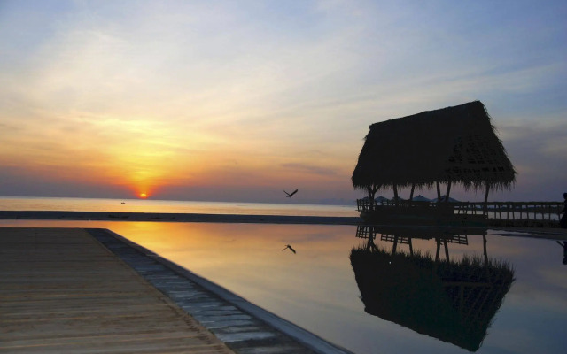 Maalu Maalu Resort & Spa
