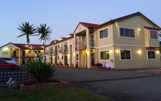 New Castle Motor Lodge