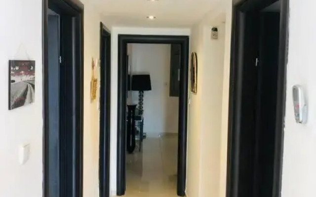 Private Pool, 3Br Garden Apartment, Aquarelle