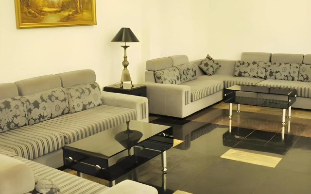 Peradeniya Rest House