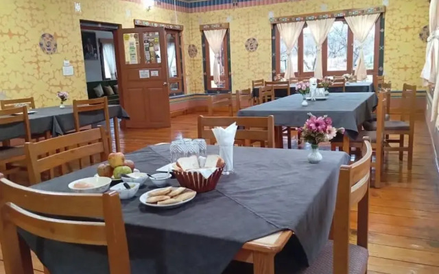 Nirvana Lodge