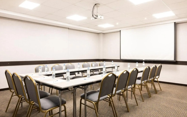 Holiday Inn Express Puerto Madero by IHG