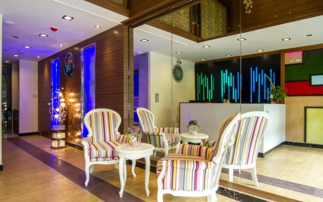 Eleven Avenue Suites