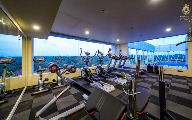 Kpm Tripenta Hotel