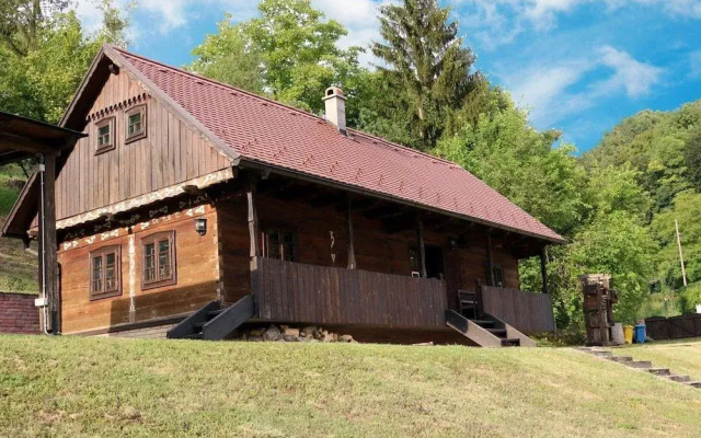 Tradicionalna Zagorska Drvena Kuća Stara Murva