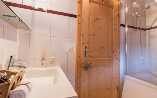 Chalet Petit-sapin - Inh 24833