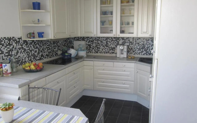 Wohnung ca. 85 qm zzgl. 17 qm Terrasse