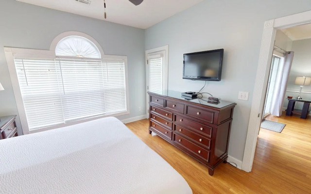 Magnolia Place 4695-103 2 Bedroom Condo