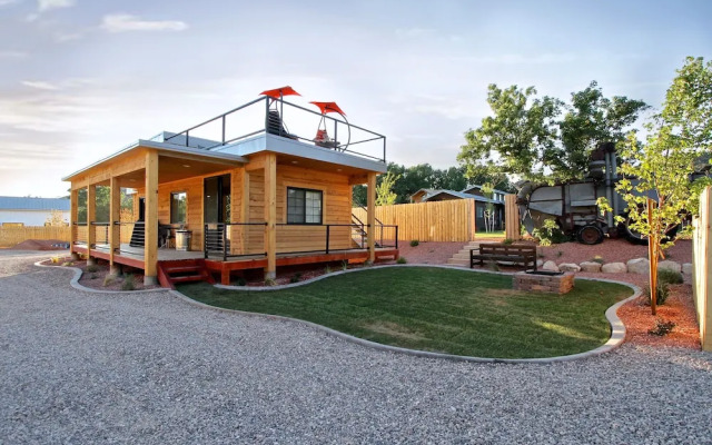 The Escape to East Zion