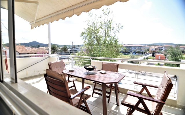 Zennova #14 Summer Family Apartment