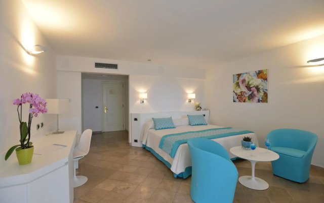 El Faro Hotel & Spa