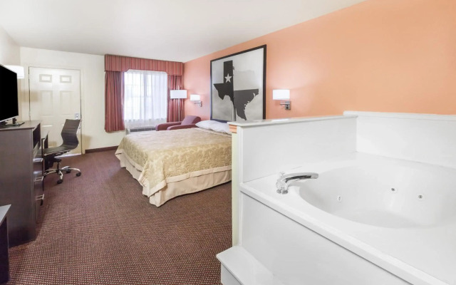 Premier Inn Palestine