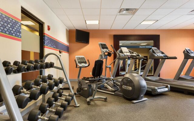 Hampton Inn & Suites Mission