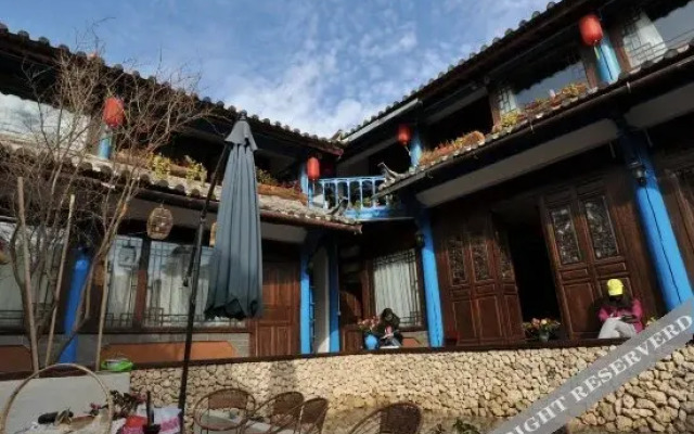 Xiaozhen Shiguang Inn