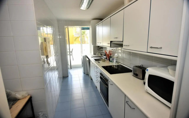 Rodeo Apartments