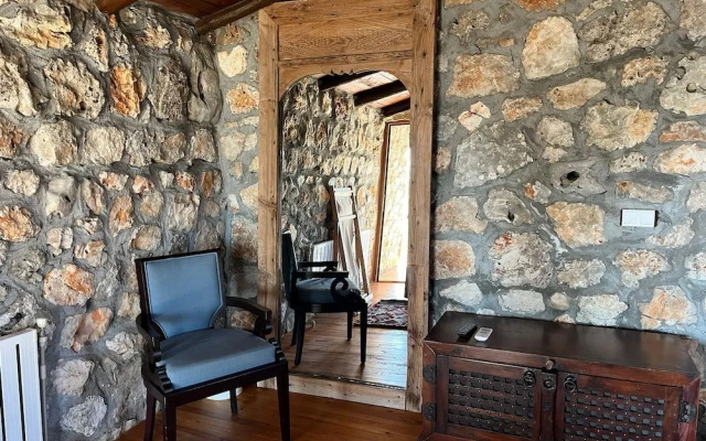 Kale Lodge - Adults Only