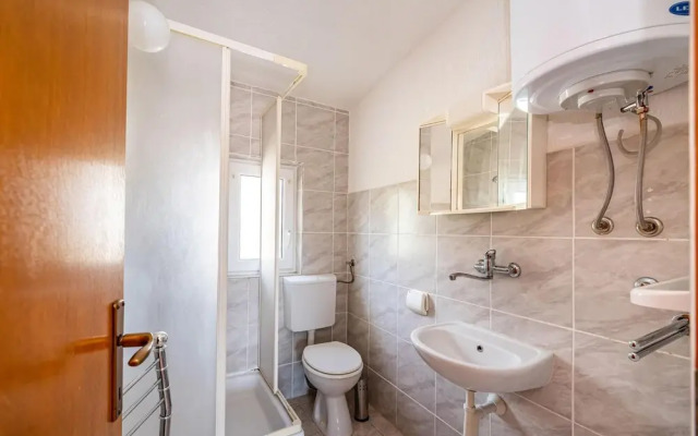 Awesome Apartment in Jasenice With Wifi and 2 Bedrooms