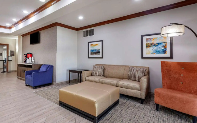 Best Western Plus Sparta Trail Lodge