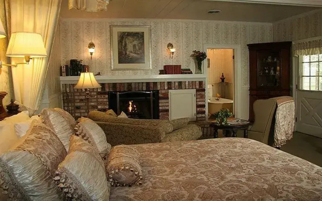 The Foxes Inn of Sutter Creek