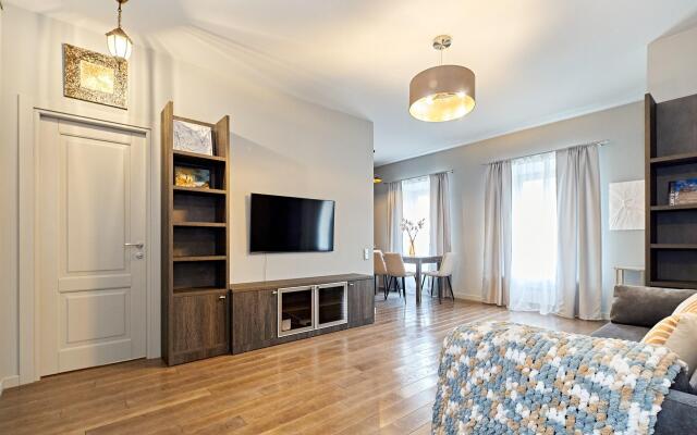 Критик Отдыхает Апартаменты на Итальянской