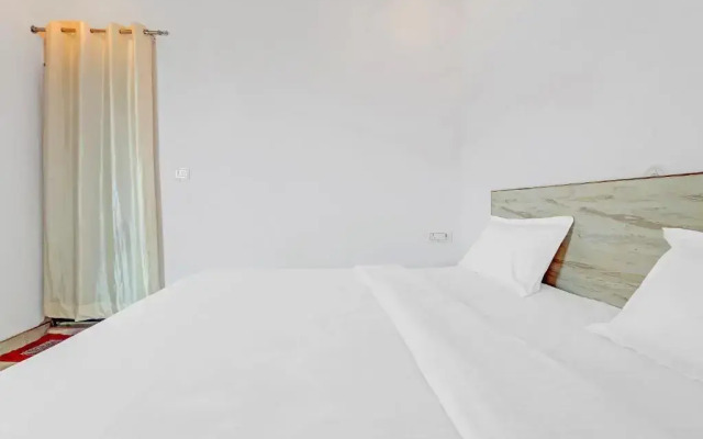 Hotel Larissa by OYO Rooms