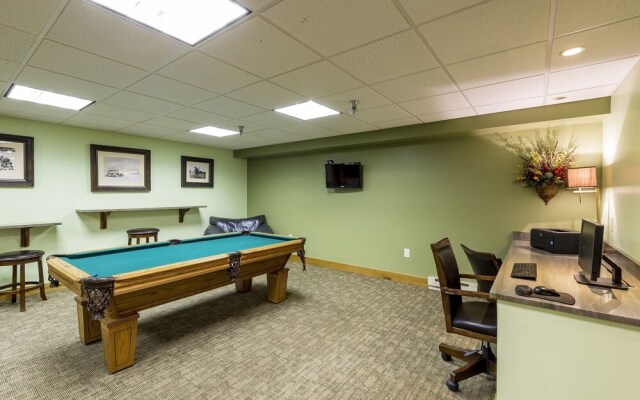 Phoenix 108 4 Bedroom Townhouse by RedAwning