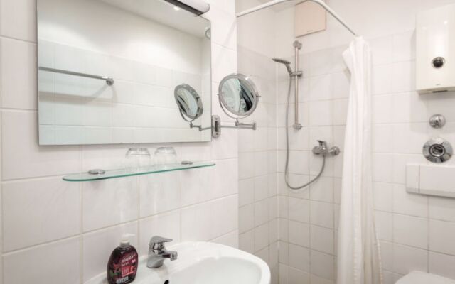 Hotel Zur Post - Burg An Der Mosel