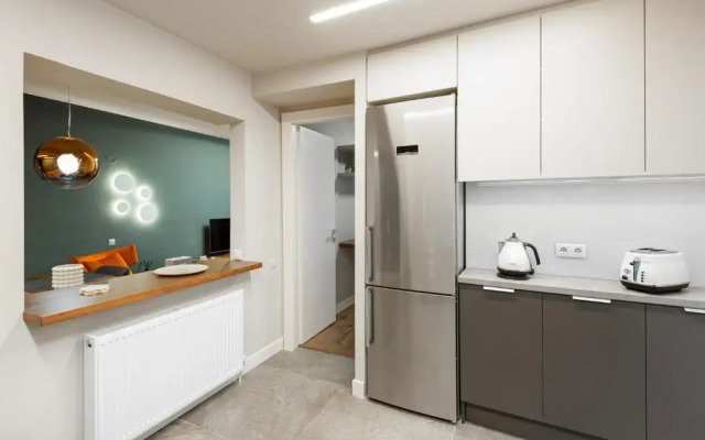 Urban chic 2bdrm aptmt close to the city centre