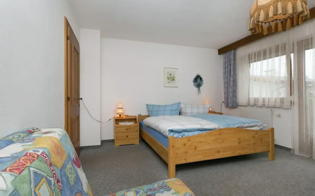 Modern Apartment in Uderns Near Ski Area