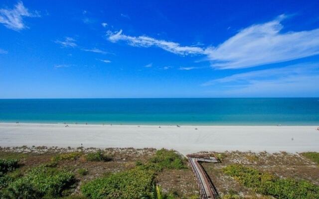 Som 701 - Somerset 3 Bedroom Condo by Redawning