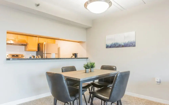 The Luxe Suites of Alexandria