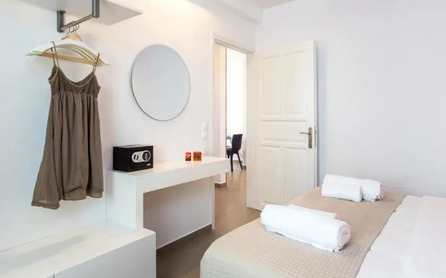 Evelyn Hotel