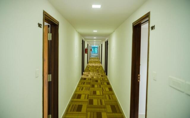 Hotel Karuna Residency